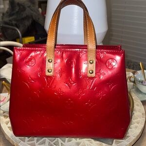 Louis Vuitton Reade PM Framboise Monogram Vernis #M10033